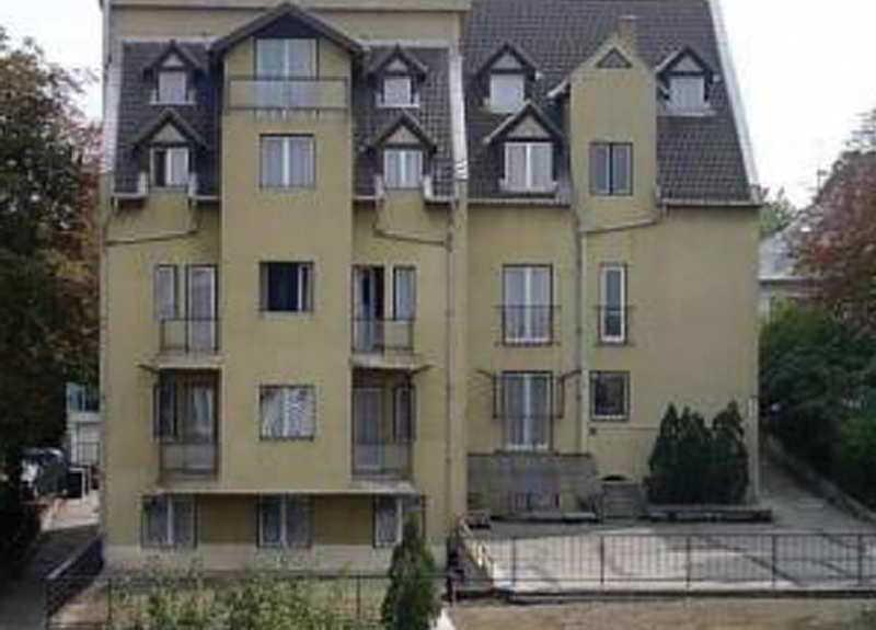 Hotel Bara Junior Budapeste Exterior foto